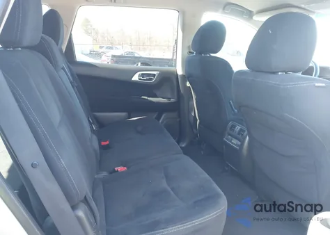 2013 Nissan Pathfinder Sv z USA, uszkodzony, nr VIN 5N1AR2MN3DC603424